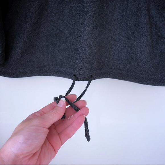 Vintage Disney Store Tigger Fleece, Size Medium - Picture 7 of 7